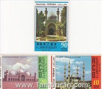 تمبر همکاری عمران منطقه ای (ایران - ترکیه - پاکستان) 1350 اسکناس و تمبر ایران